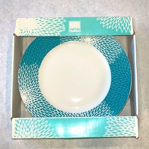 Set of 4 dinner plates